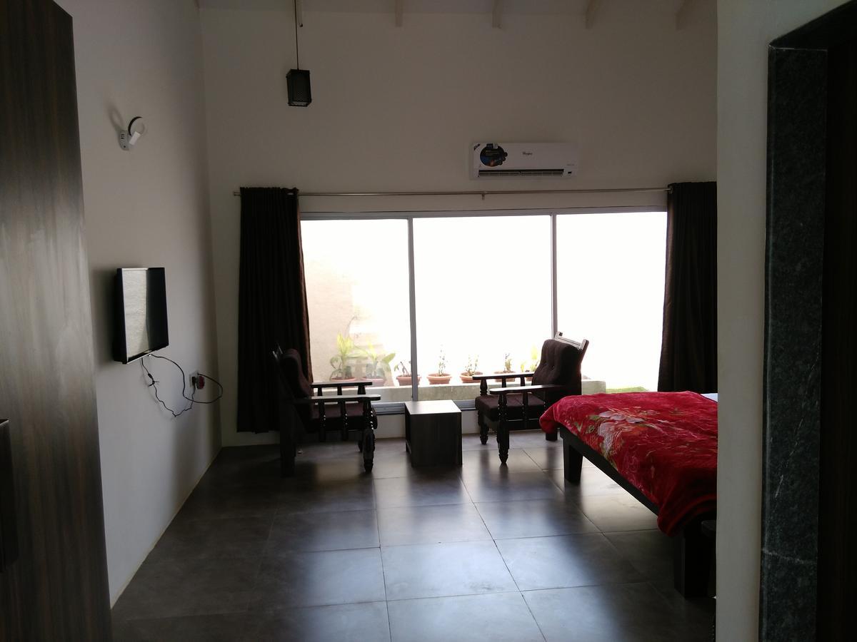 Mango Leaf Resort Mahiravani Exterior photo