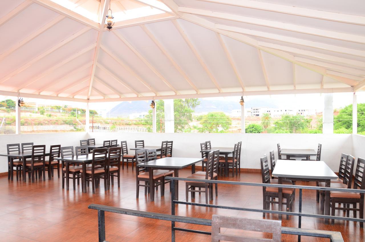 Mango Leaf Resort Mahiravani Exterior photo